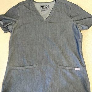 FIGS SCRUB FOR SALE: 

*NEVER WORN*